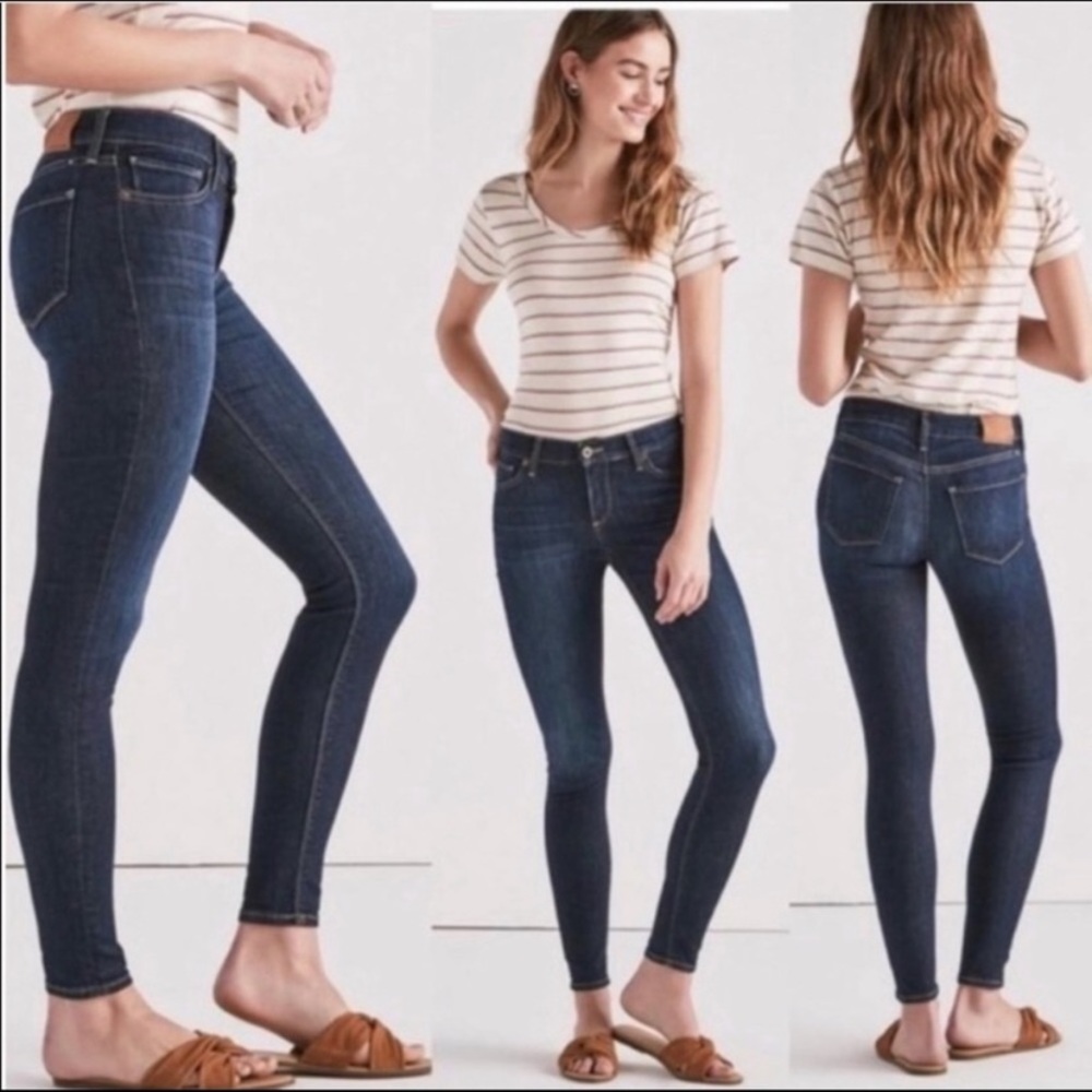 Lucky Brand brooke skinny dark blue jeans!